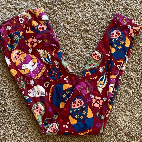 LulaRoe Russian Dolls leggings - Picture 2 of 2
